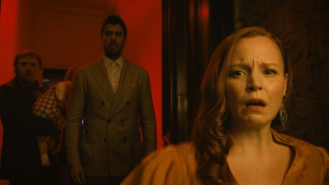 Click to watch 'Neighbors' (popup) Servant
